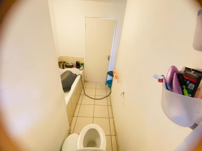 2 Bedroom Property for Sale in Kensington Western Cape